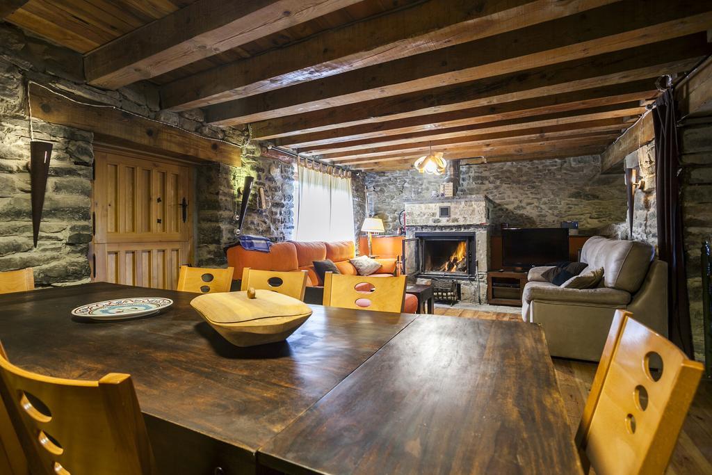 Casa Dorondon Holiday home Lasaosa